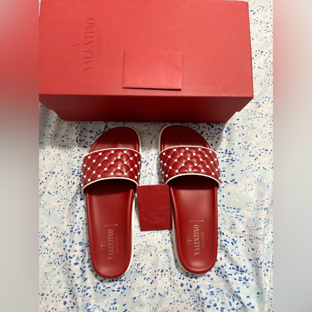 Valentino Garavani Rockstud Slides in Red and white - Picture 1 of 15